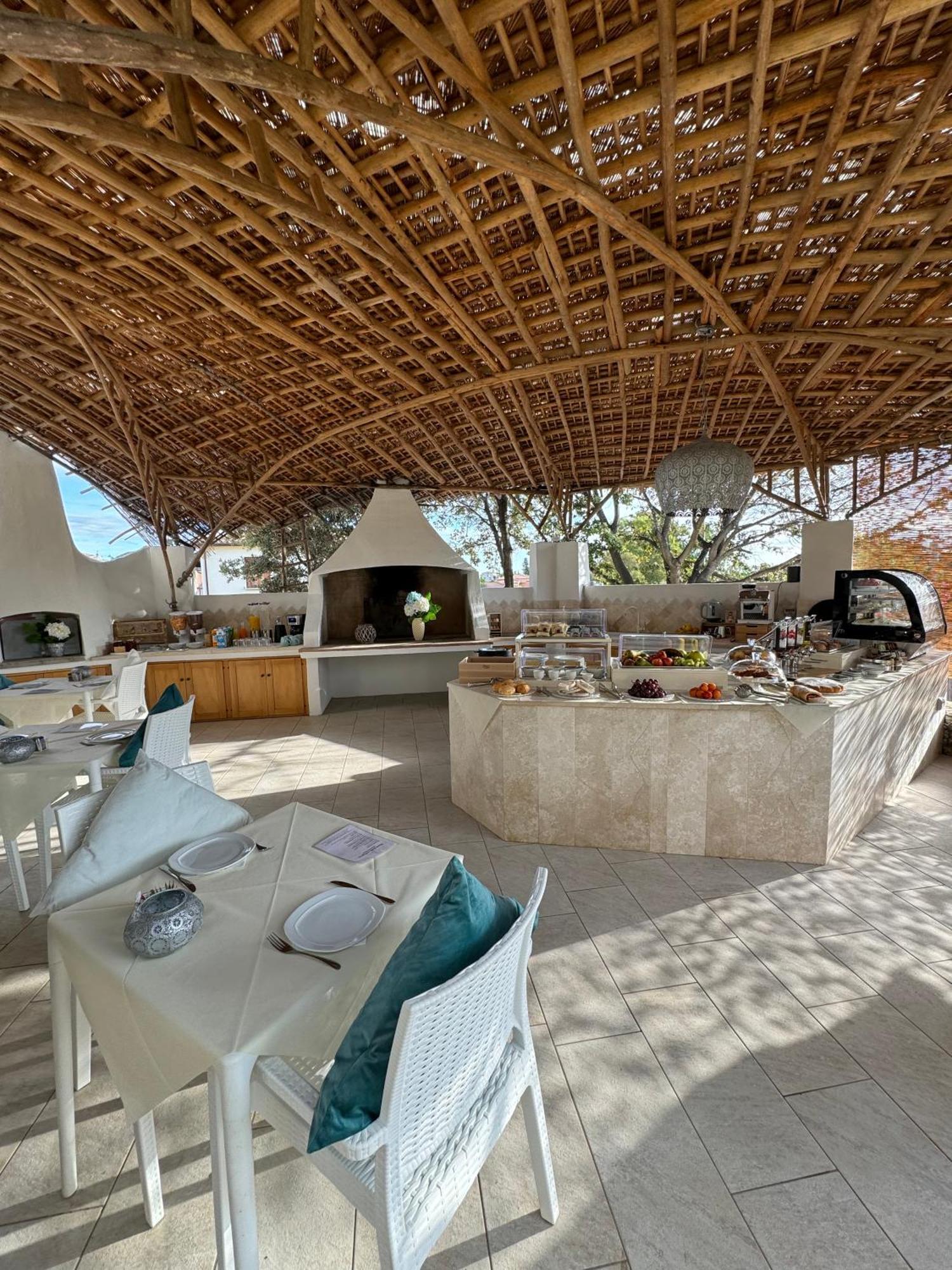 Hypnos Boutique Hotel San Teodoro  Buitenkant foto