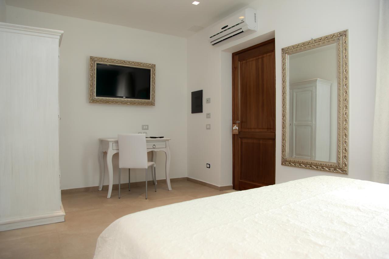 Hypnos Boutique Hotel San Teodoro  Buitenkant foto